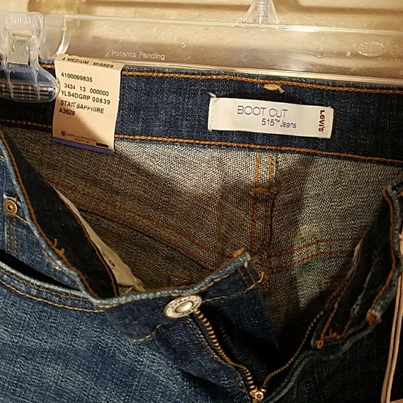 Levi's sz 4 Medium 515 jeans - Picture 5 of 5